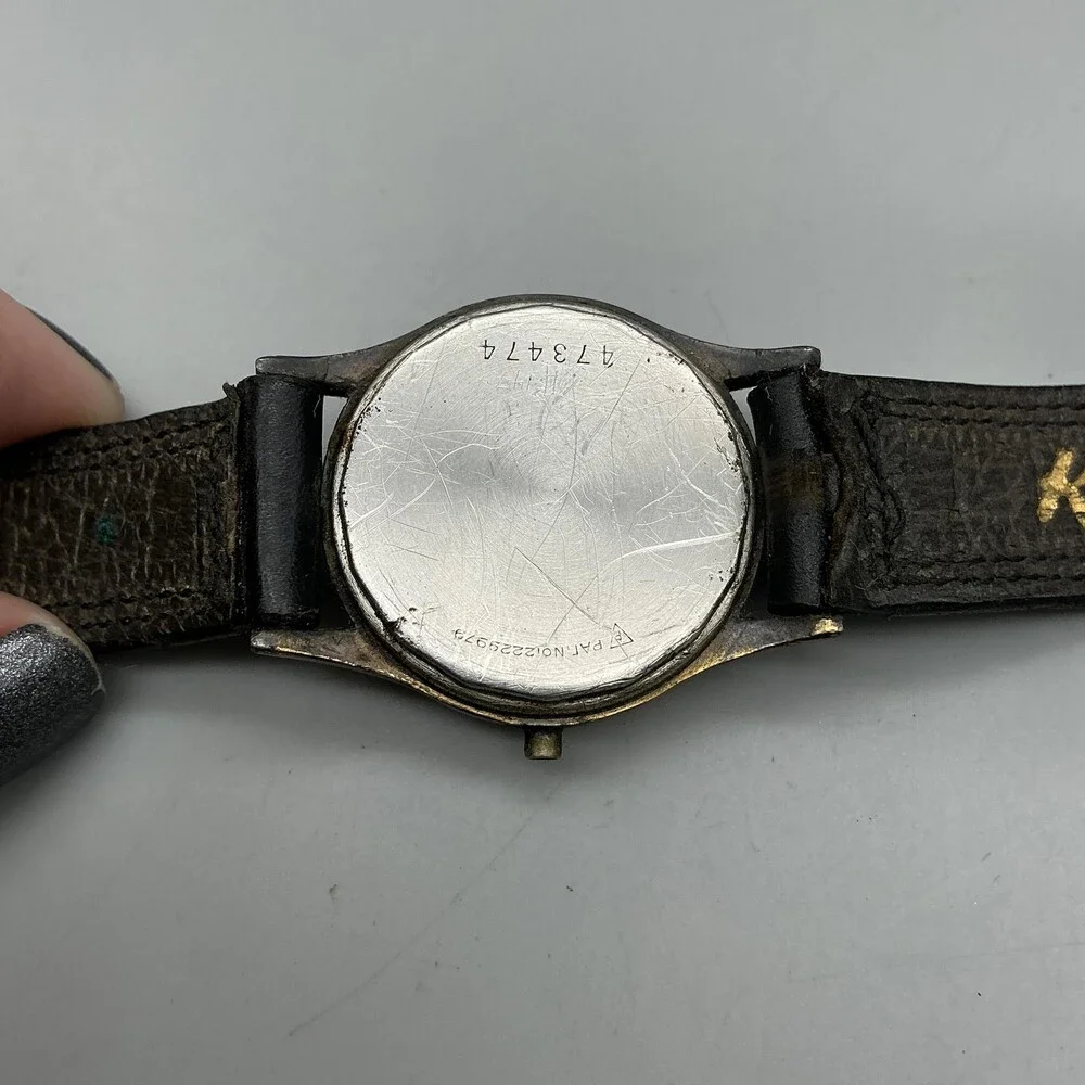 Vintage Gruen Veri-Thin Precision Mens Watch 28mm Gold Black Manual For Parts